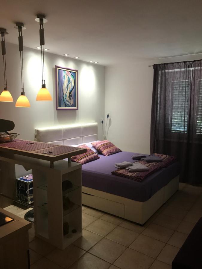 Studio Apartment Yess ,سبليت المظهر الخارجي الصورة